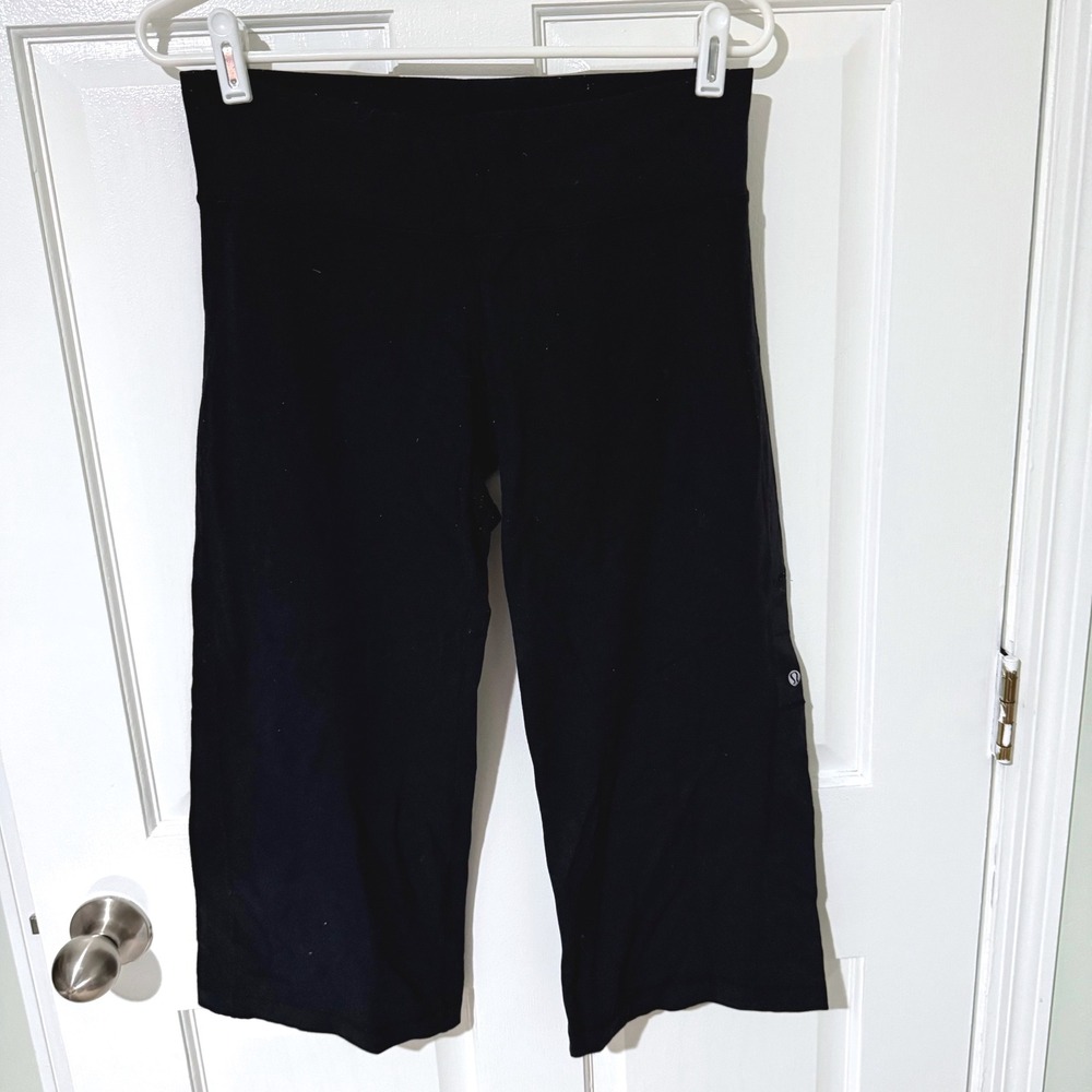 Lululemon Black High Rise Cropped Yoga Capri Leggings Size L